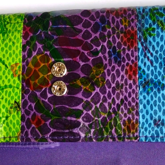 NWOT Wallet Purple Brown Green Blue Animal Print Punch Flip Snap Faux Leather - Picture 7 of 8